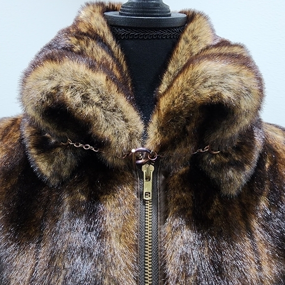 🔥 Luxurious Via  Brown Faux Fur Jacket XS - Picture 10 of 17